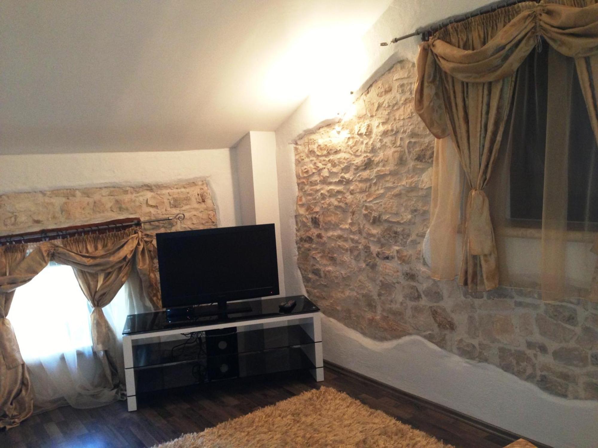 Rooms Grof Tar-Vabriga エクステリア 写真